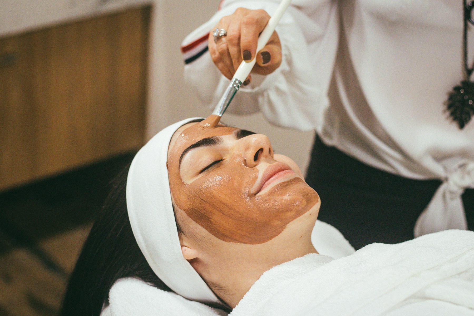 Alia facial treatment